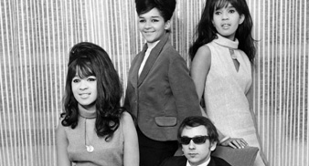 Phil Spector Sued By The Ronnettes | UNCUT