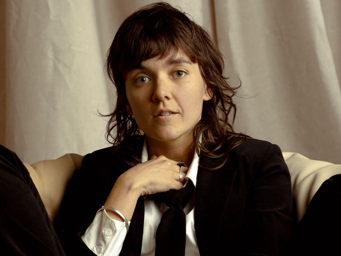 Watch Courtney Barnett cover Leonard Cohen’s “So Long, Marianne”