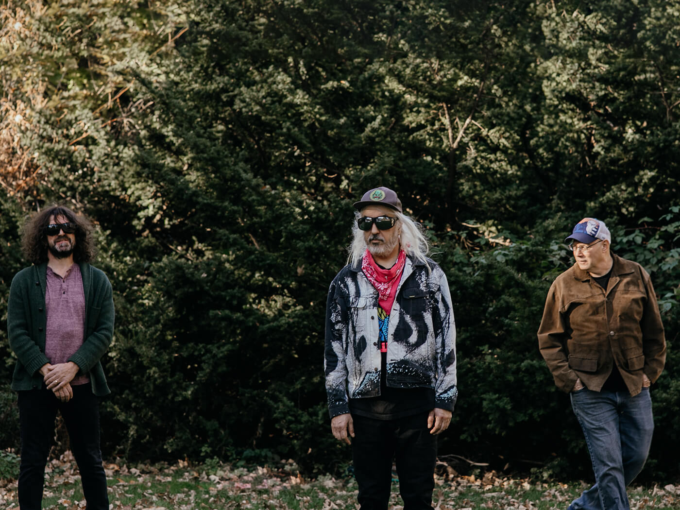 Hear Dinosaur Jr’s new single “I Ran Away”, featuring Kurt Vile