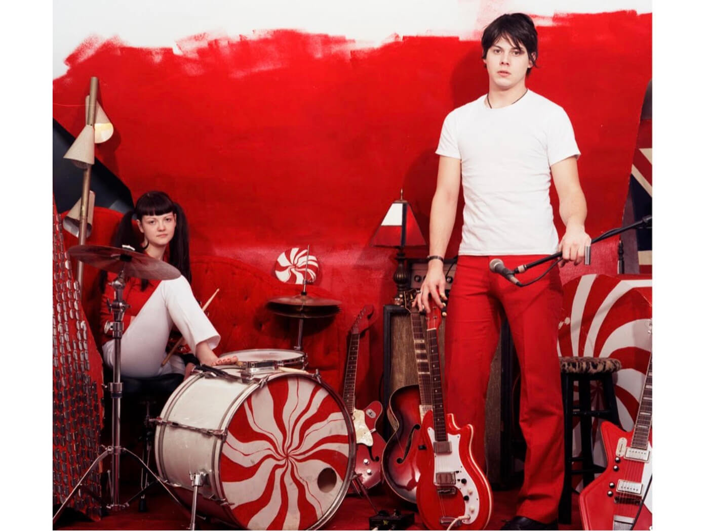 Hear an alternate take of The White Stripes’ “Fell In Love With A Girl”