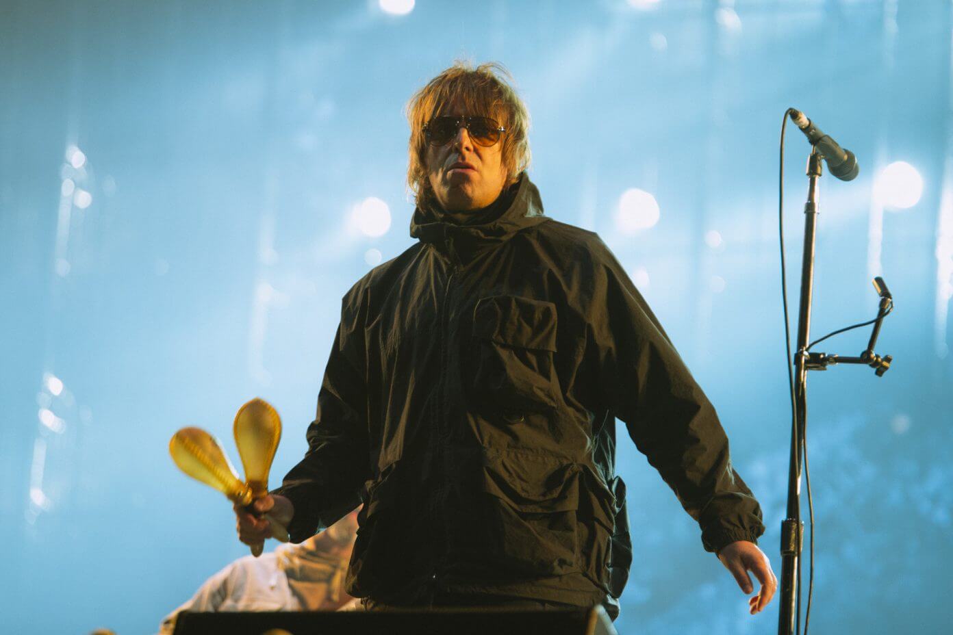 Liam Gallagher reveals injuries after he “fell out of a helicopter” following Isle of Wight set