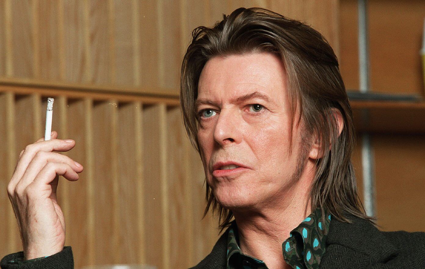 Listen To Two Previously Unreleased Versions Of David Bowie Tracks 6981