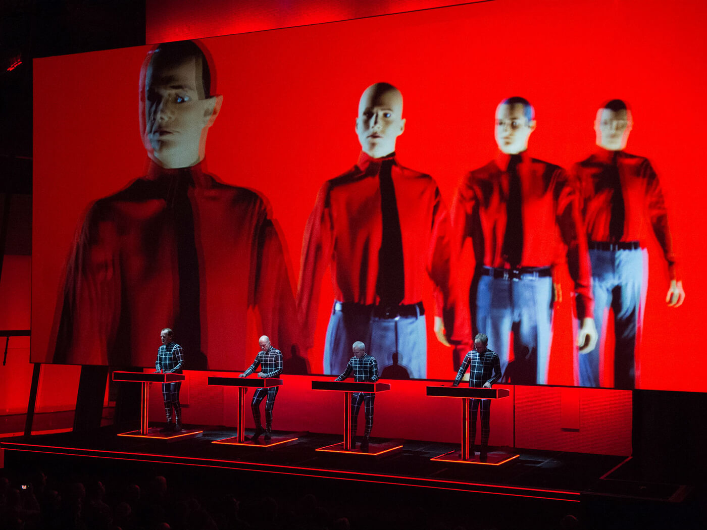 Kraftwerk. Группа Kraftwerk. Крафтверк фото.