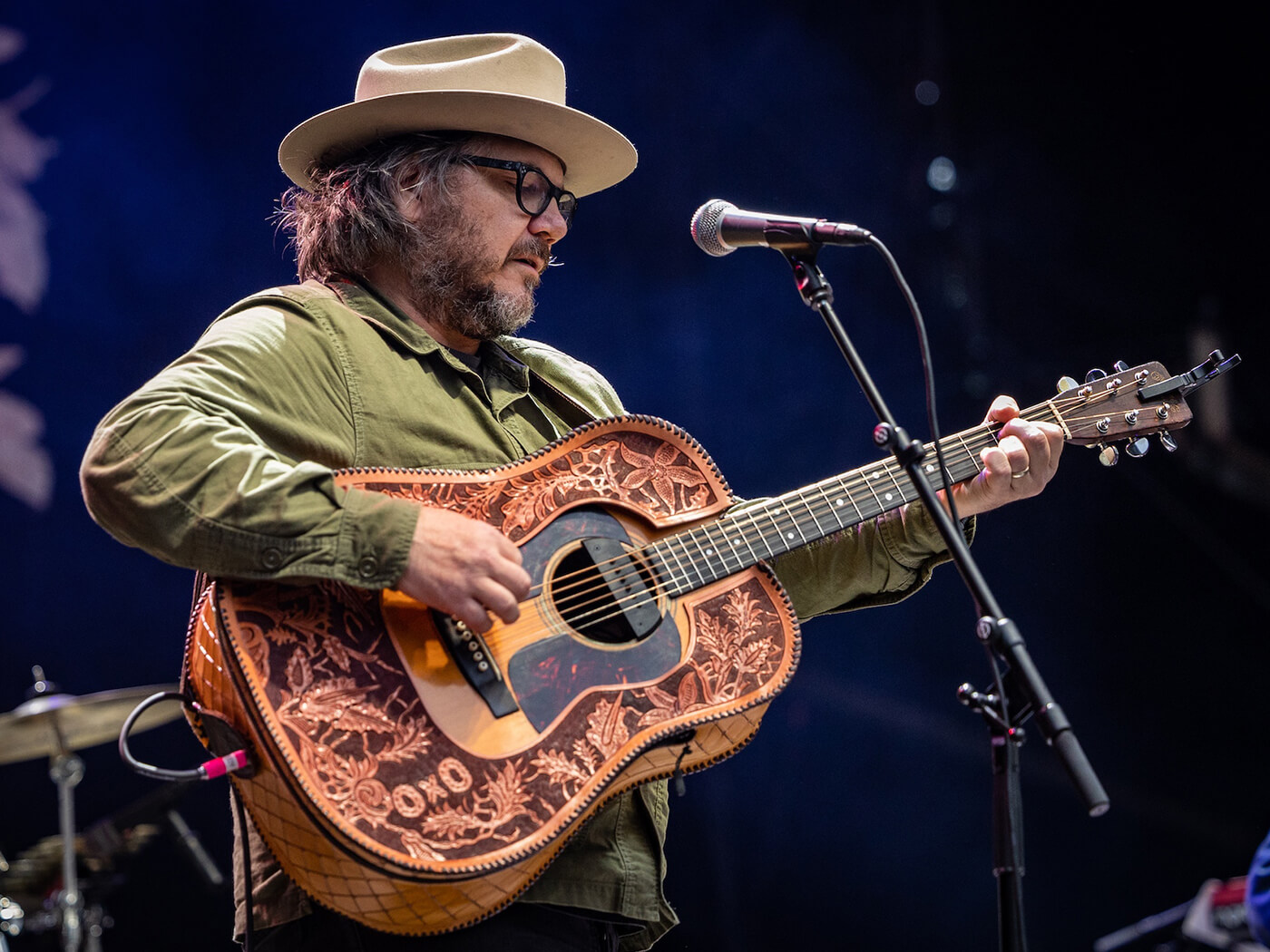 Listen to a previously-unreleased alternate version of Wilco’s “Kamera”