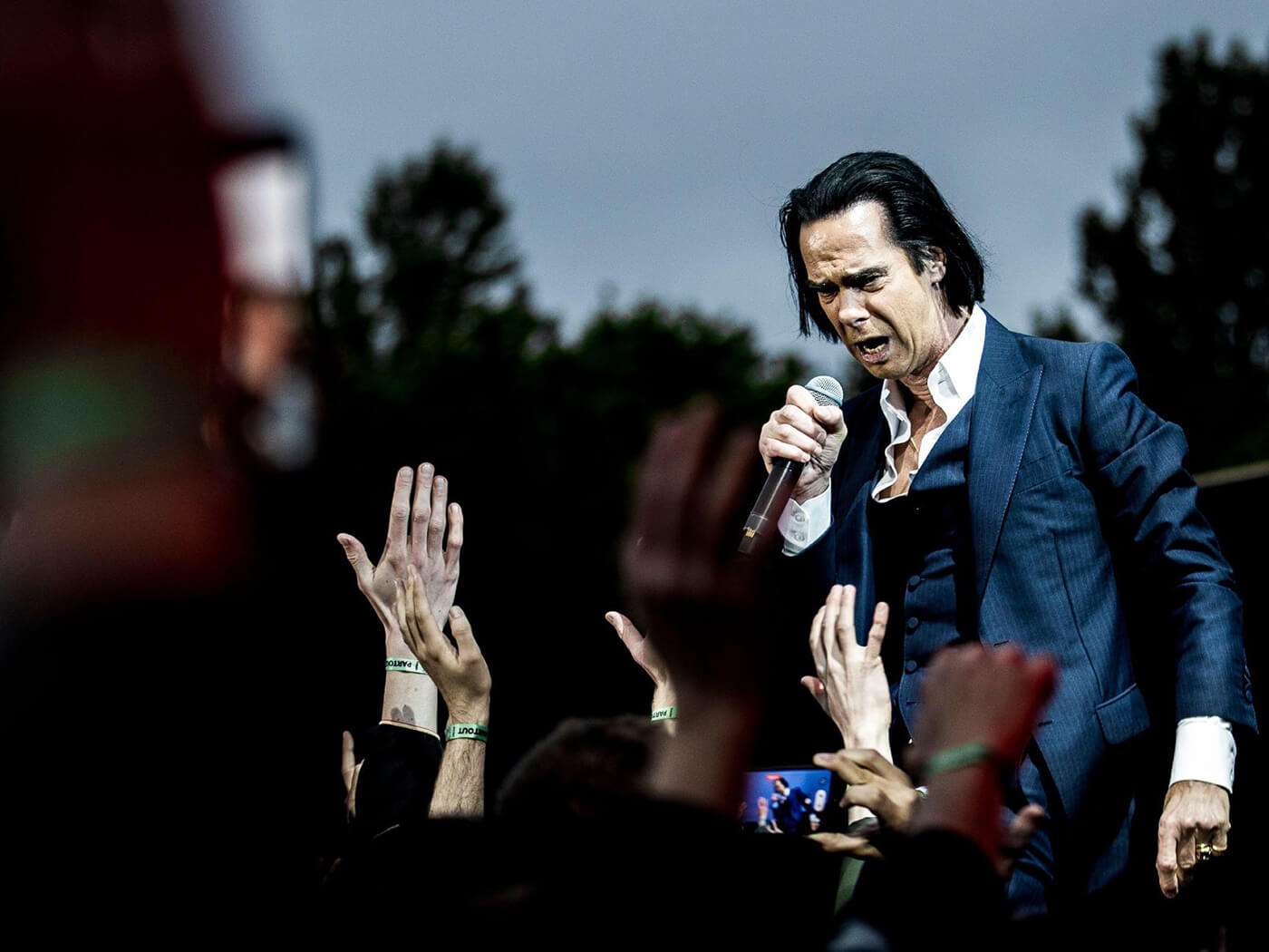 Nick Cave dedicates “I Need You” to his sons at Primavera Sound