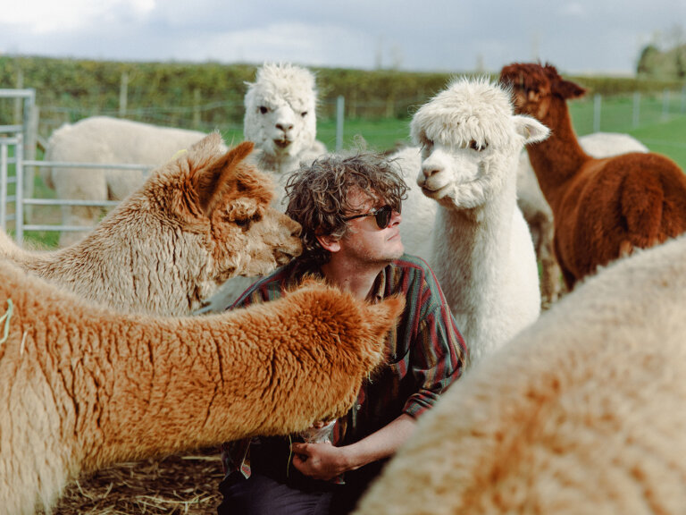 Hear Bill Ryder-Jones’ new track, “This Can’t Go On”