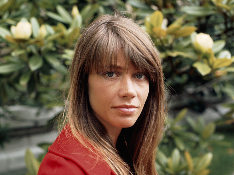 Françoise Hardy interviewed: “The truth? We will discover it after we die”