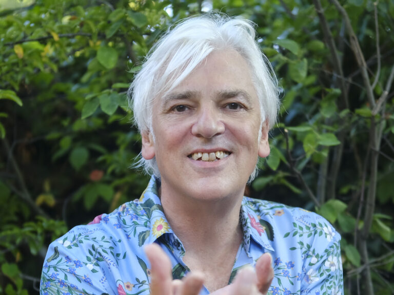 Robyn Hitchcock’s 1967 playlist: “Let’s get the kaftans out…”